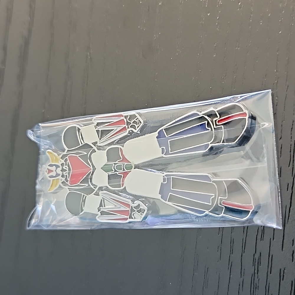 Power Ranger Megazord Inspired Pin - Picture 8 of 8